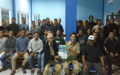 42 Taruna SMK N 1 Temon Tempuh Laut Jawa dan Selat Makassar untuk PKL 6 Bulan