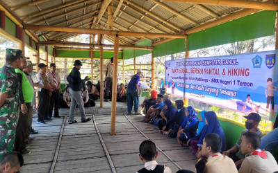 Pramuka Akhir Tahun 2023: Hiking Seru dan Aksi Bakti Masyarakat di Kawasan Mangrove
