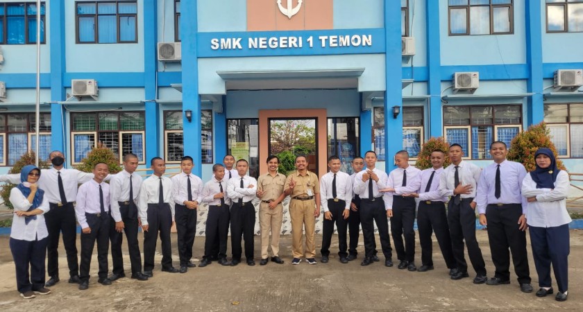 Gambar Utama untuk: Taruna NKPI dan TKPI Mengikuti Diklat BST di PIP Semarang